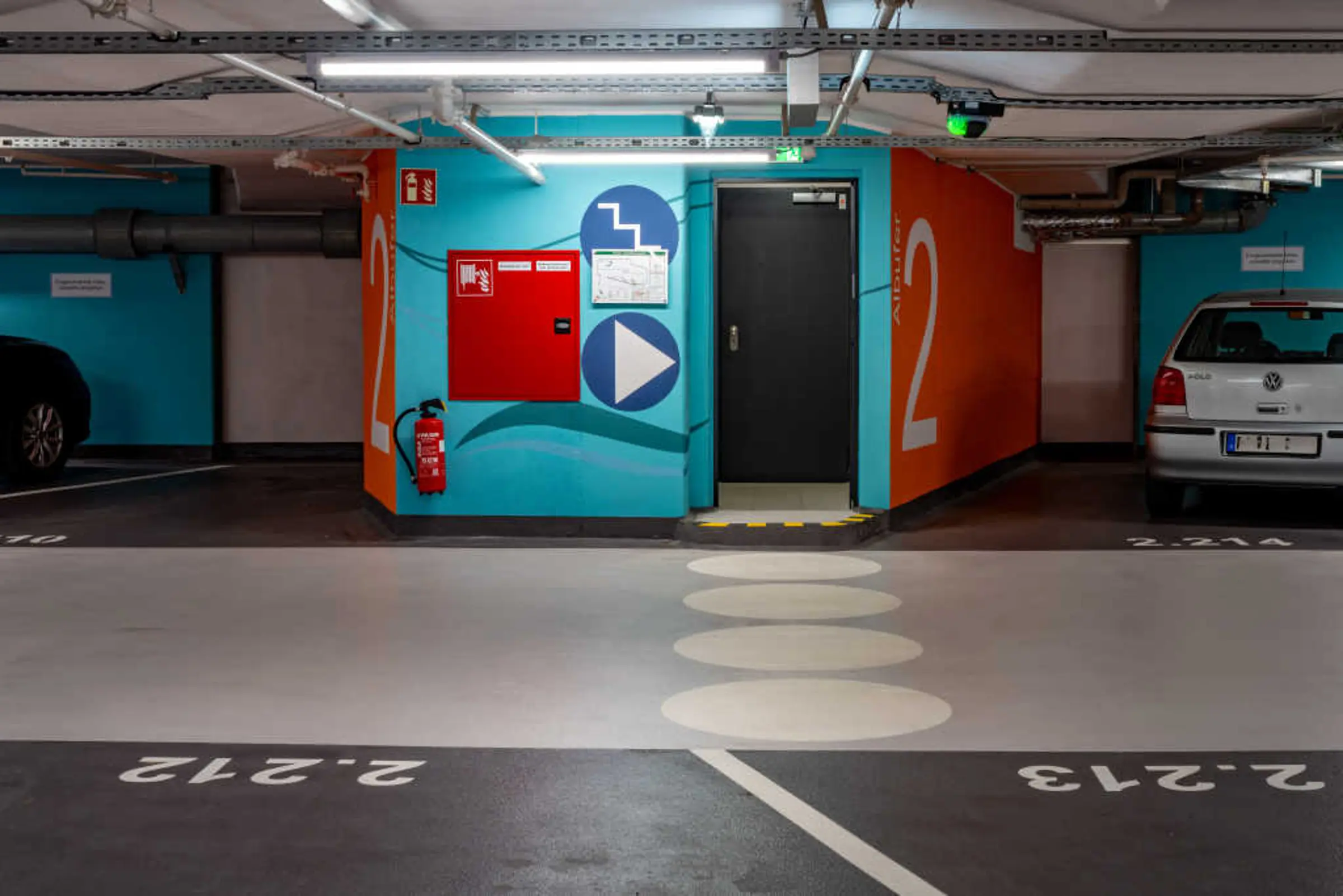Parking podziemny Centrum / Zamek w Ettlingen po modernizacji