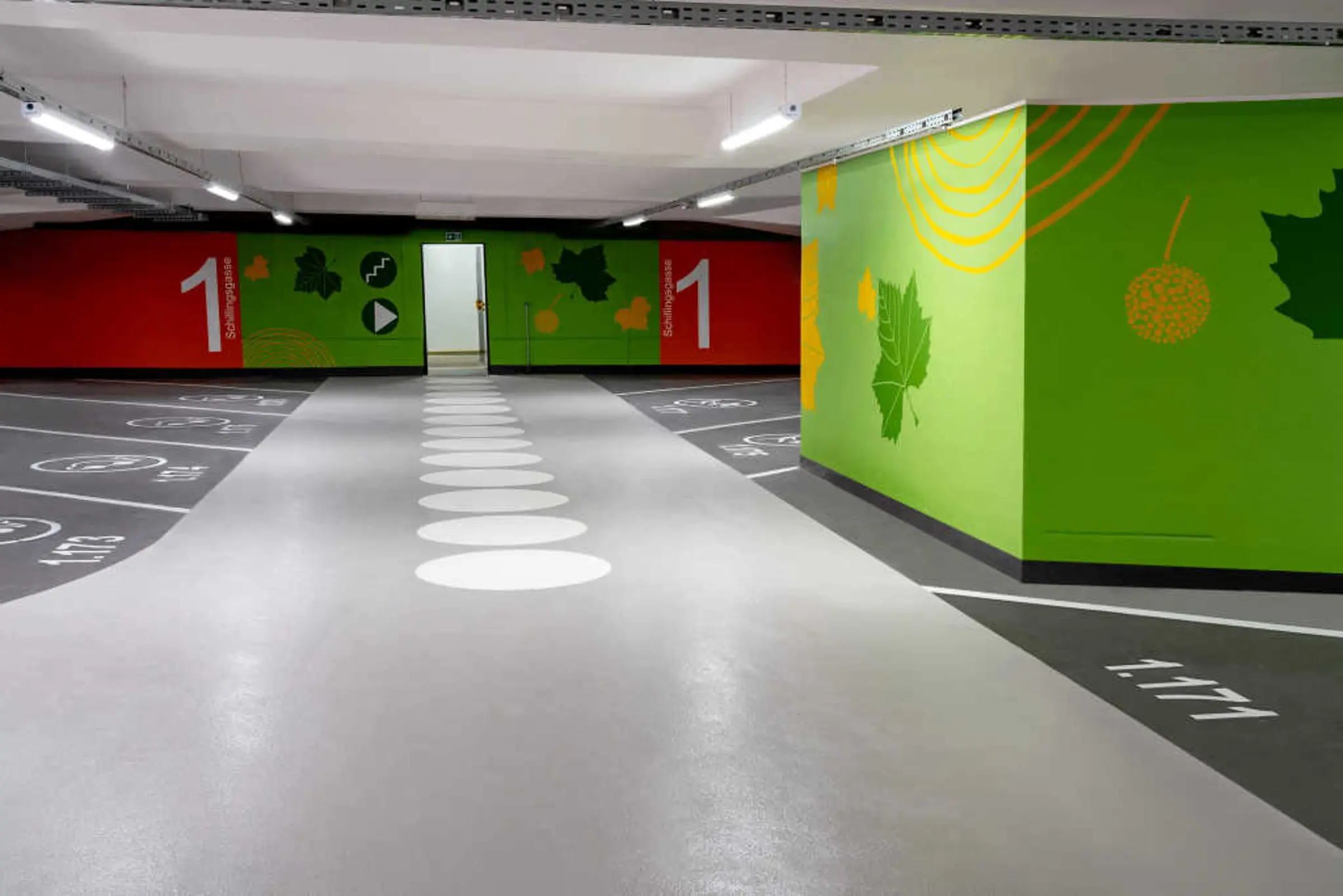 Parking podziemny Centrum / Zamek w Ettlingen po modernizacji