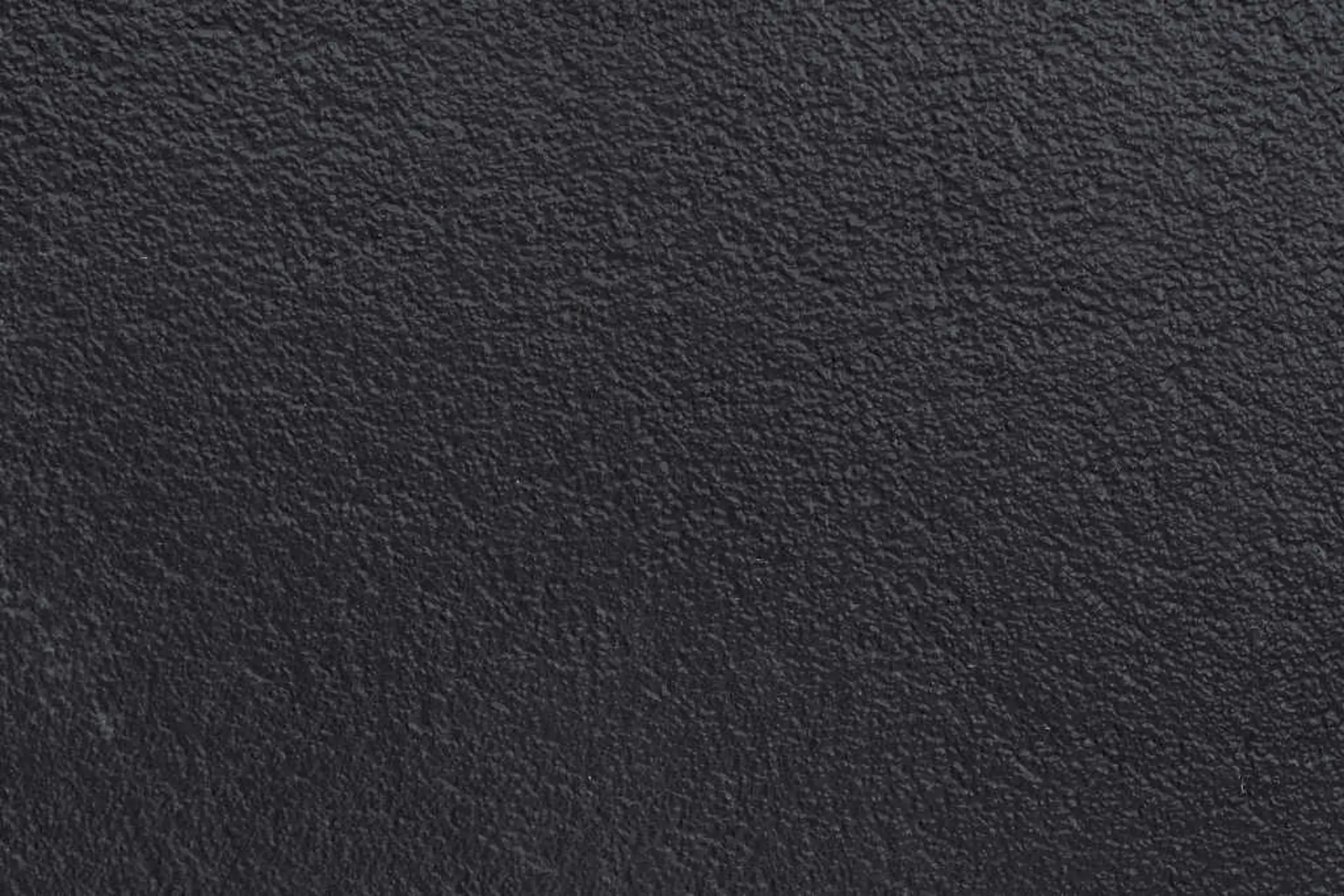 La Nera z czarną elewacją wykończoną farbą StoColor Dryonic z technologią X-black