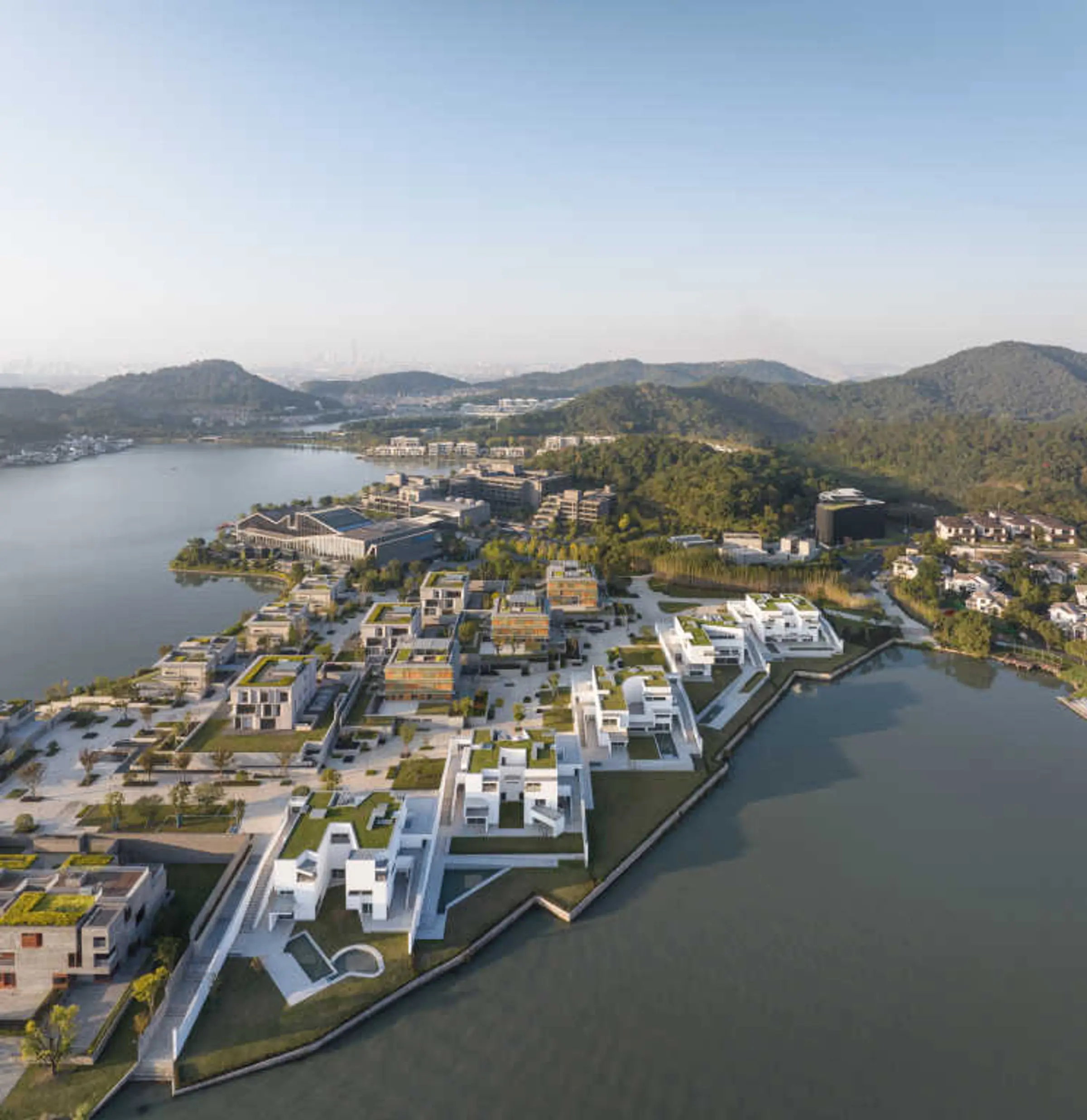 Osiedle willowe Dongqian Lake („Pięć Sióstr”), Ningbo, Chiny