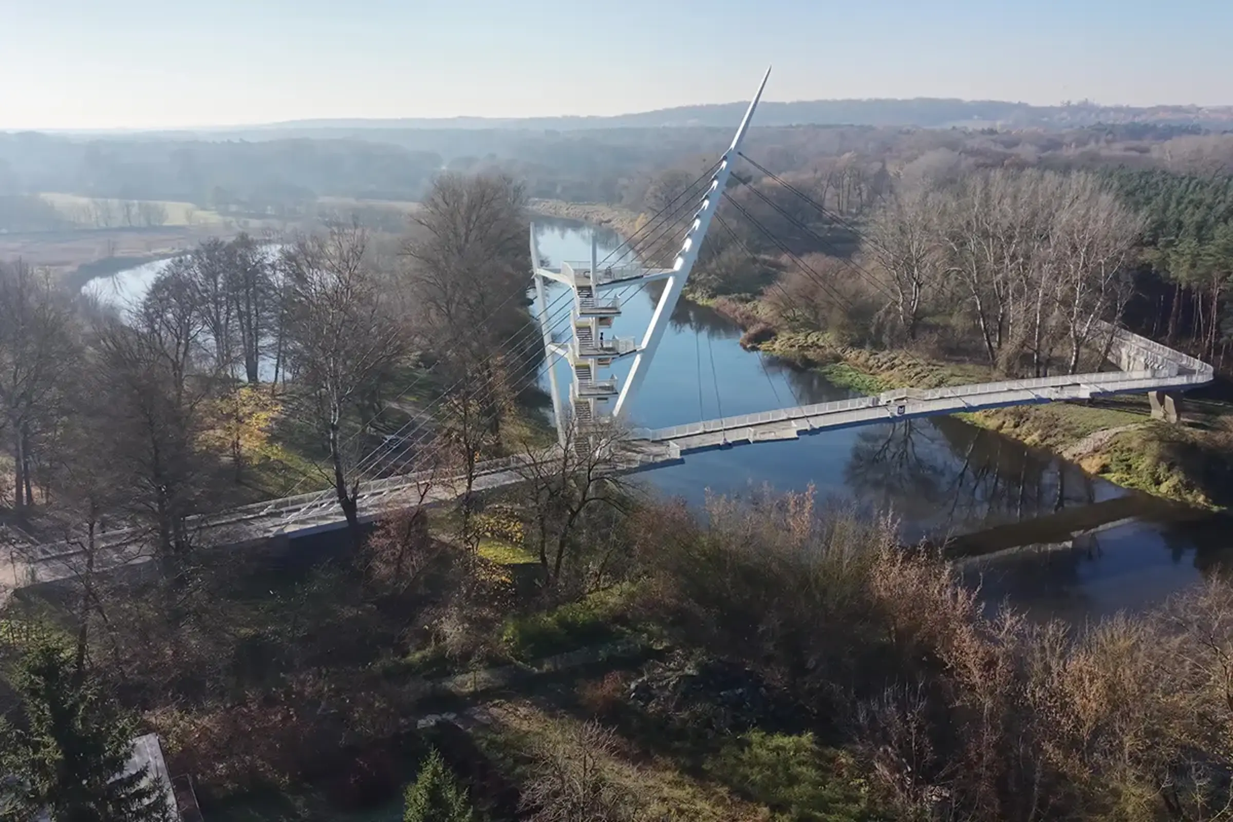 Kładka pieszo-rowerowa w Owińskach