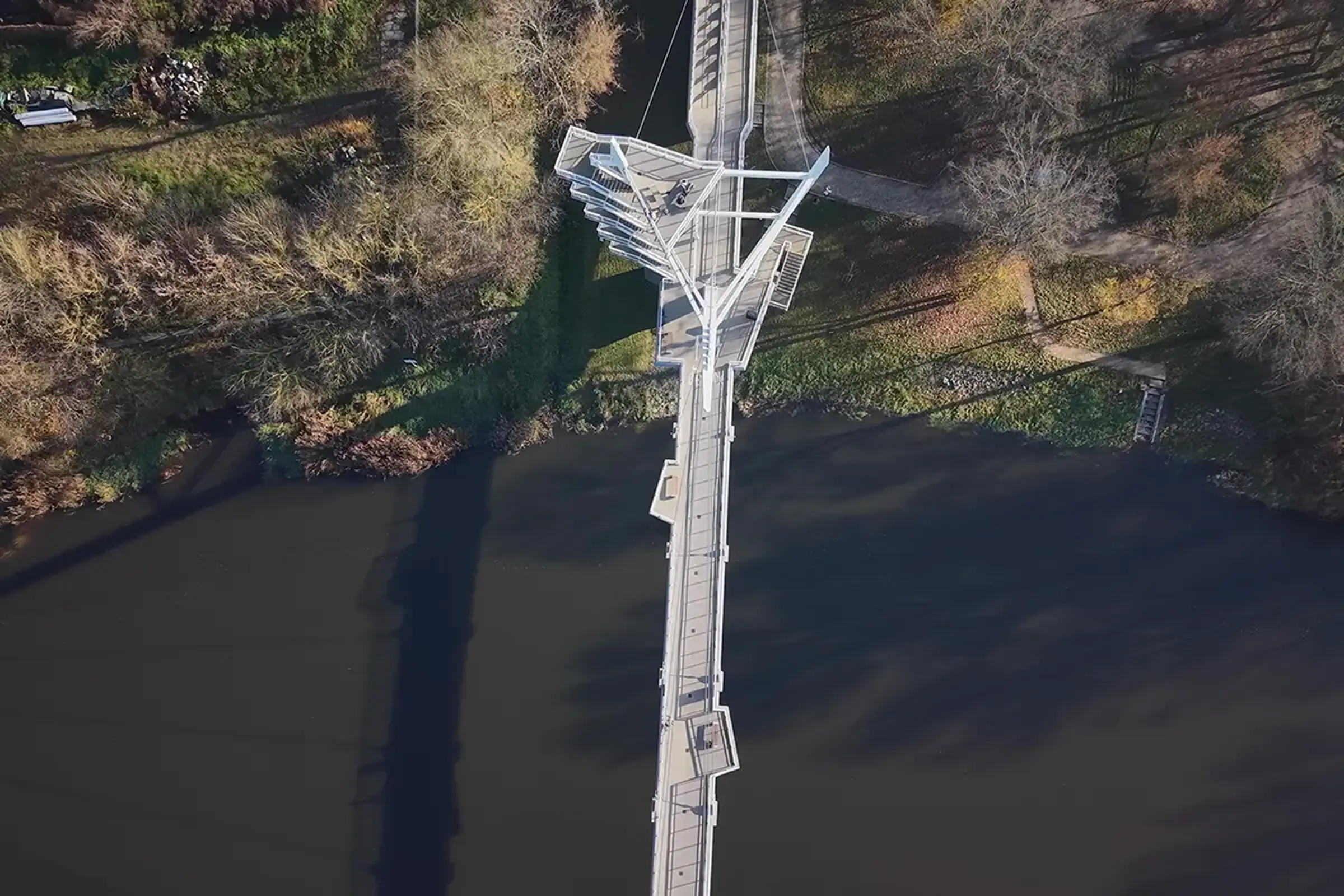 Kładka pieszo-rowerowa w Owińskach